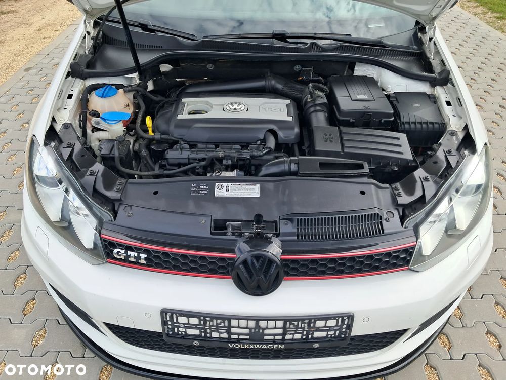 Volkswagen Golf 2.0 GTI DSG - 22