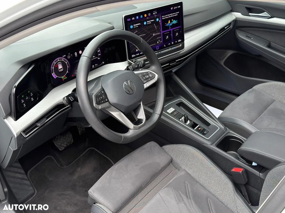 Volkswagen Golf 1.5 eTSI OPF DSG R-Line - 15