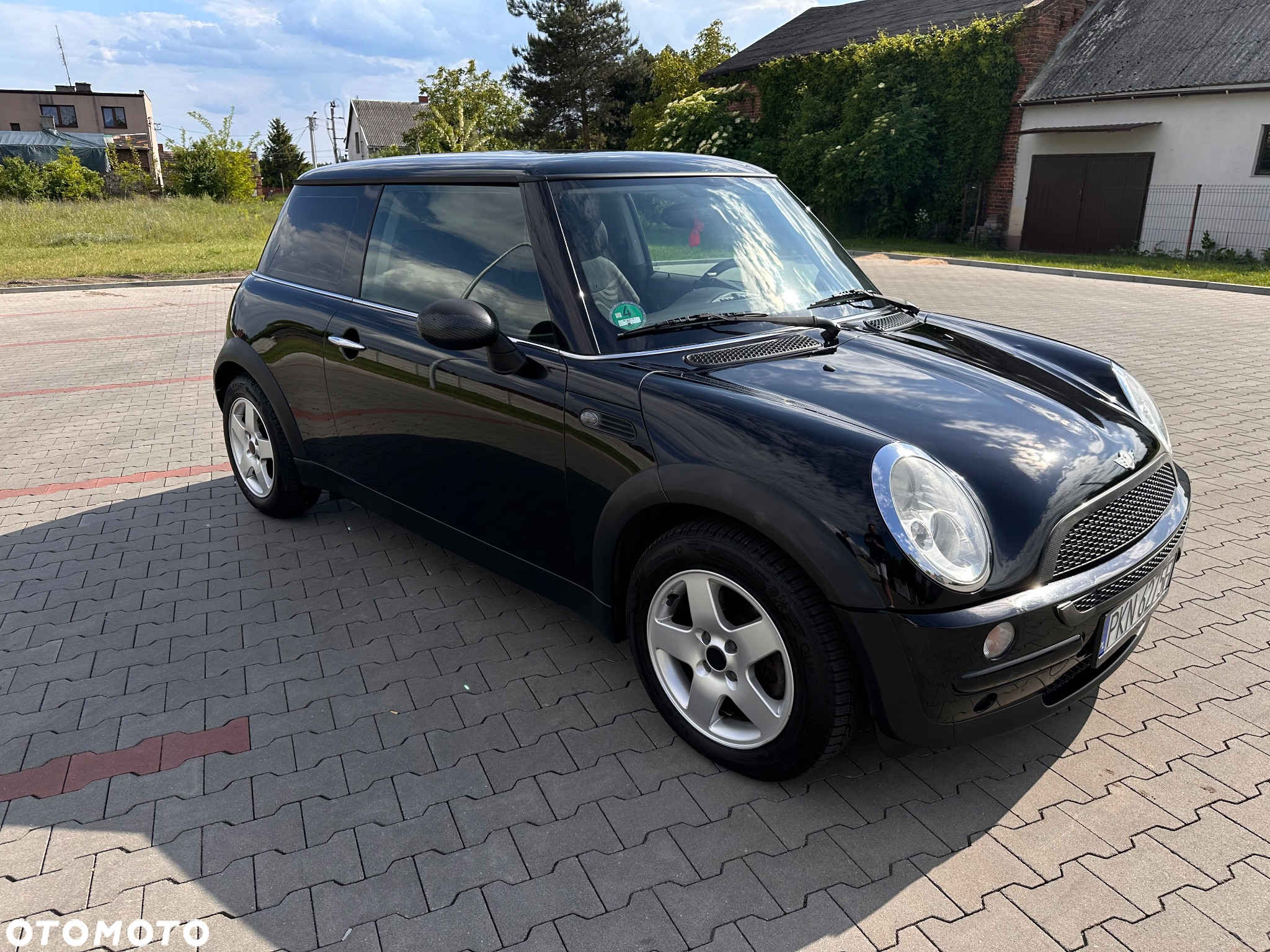 MINI ONE Standard - 6