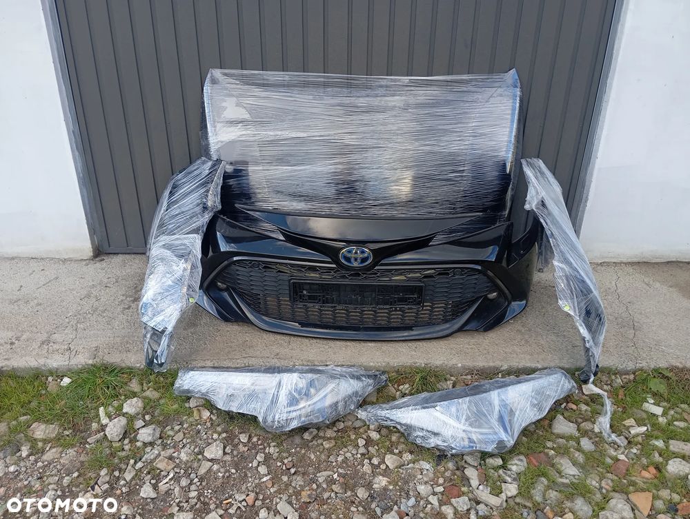 Kompletny przód Toyota Corolla e21 kombi kolor 209 - 2