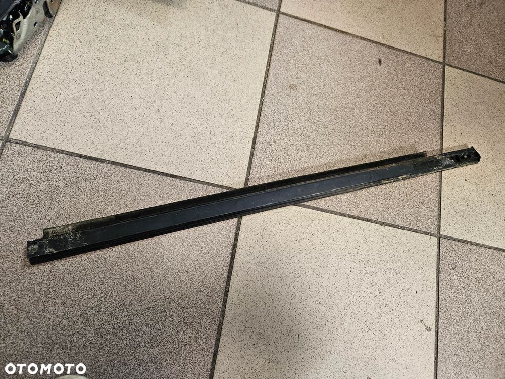 Klamka lewa prawa tył tylna podnośnik listwa zgarniająca Chevrolet Spark M300 2011r Europa - 8