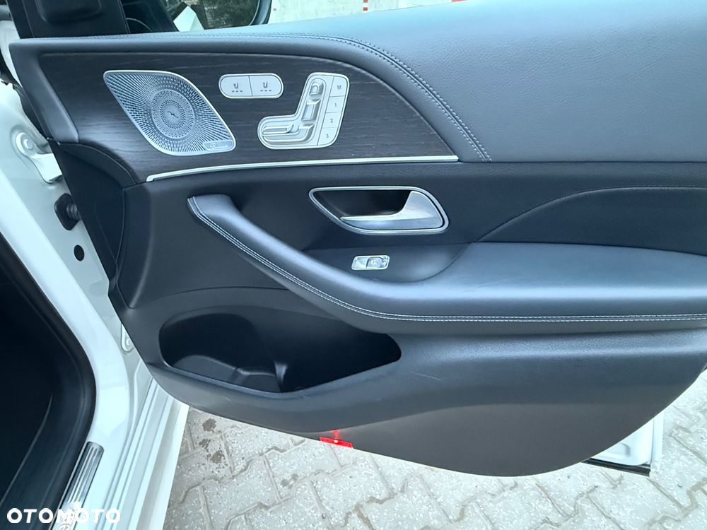 Mercedes-Benz GLS - 19