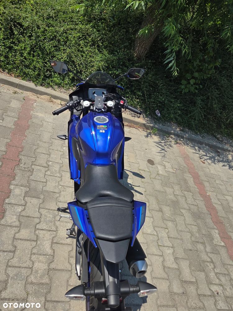 Yamaha YZF - 6