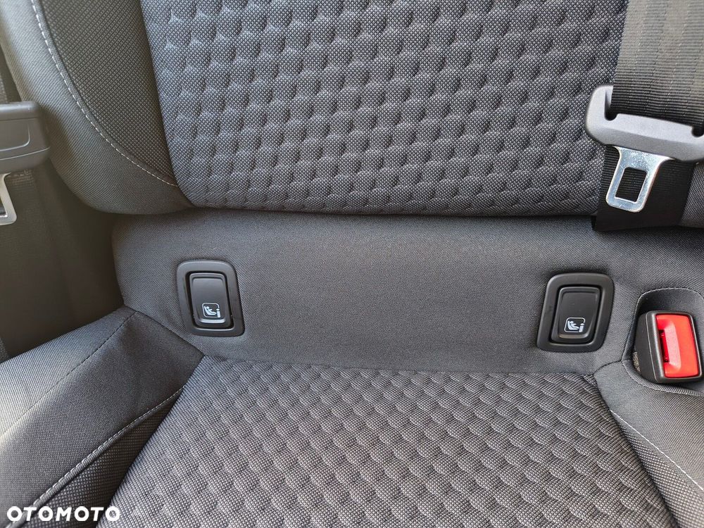 Volkswagen T-Roc - 32