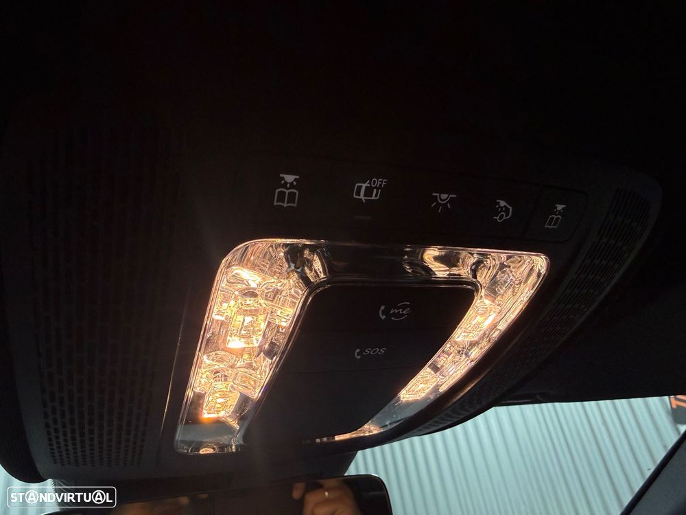 Mercedes-Benz A 250 Limousine e 8G-DCT AMG Line - 36