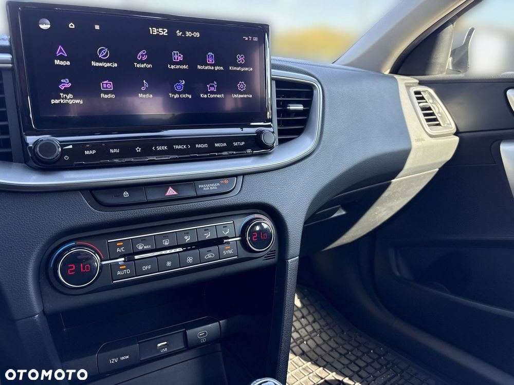 Kia Ceed - 20