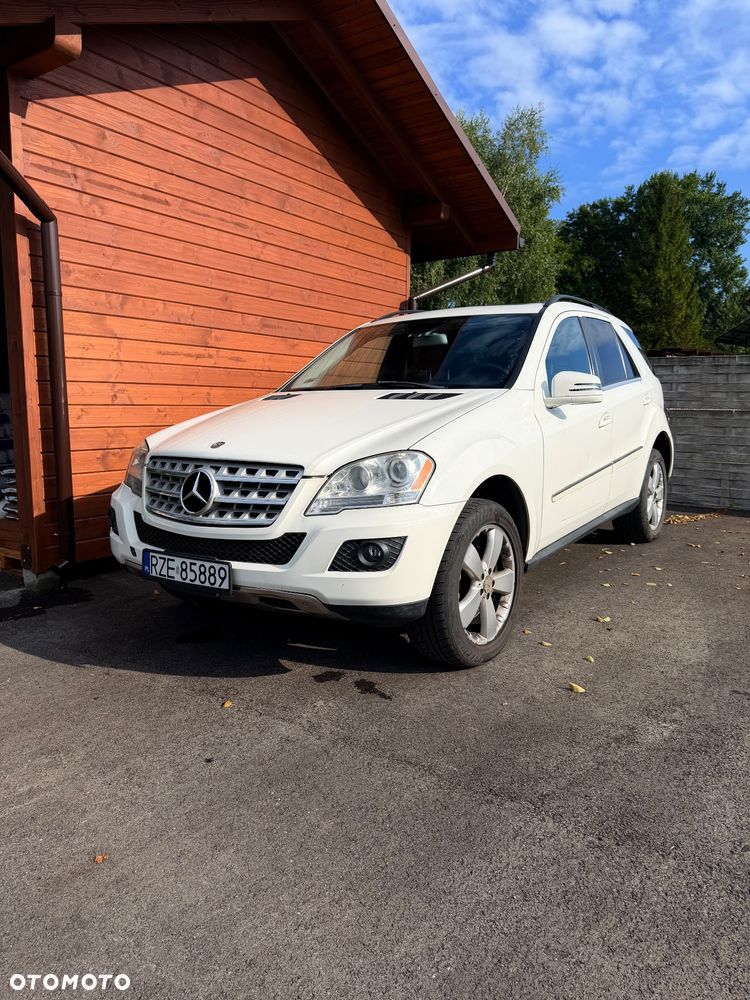 Mercedes-Benz ML 350 4-Matic - 2