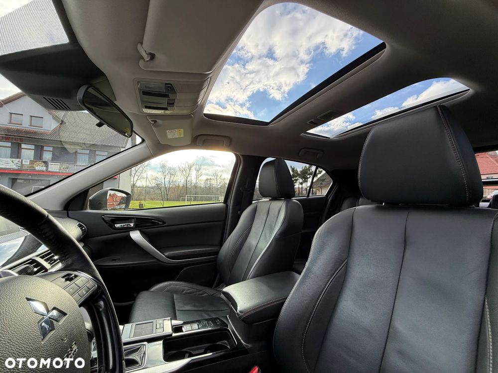 Mitsubishi Eclipse Cross 1.5 T GPF Intense Pro CVT 4WD - 15