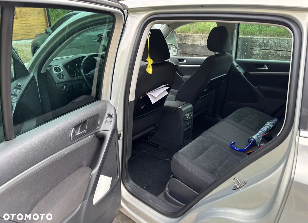 Volkswagen Tiguan 2.0 TDI DPF 4Motion DSG Sport & Style - 9