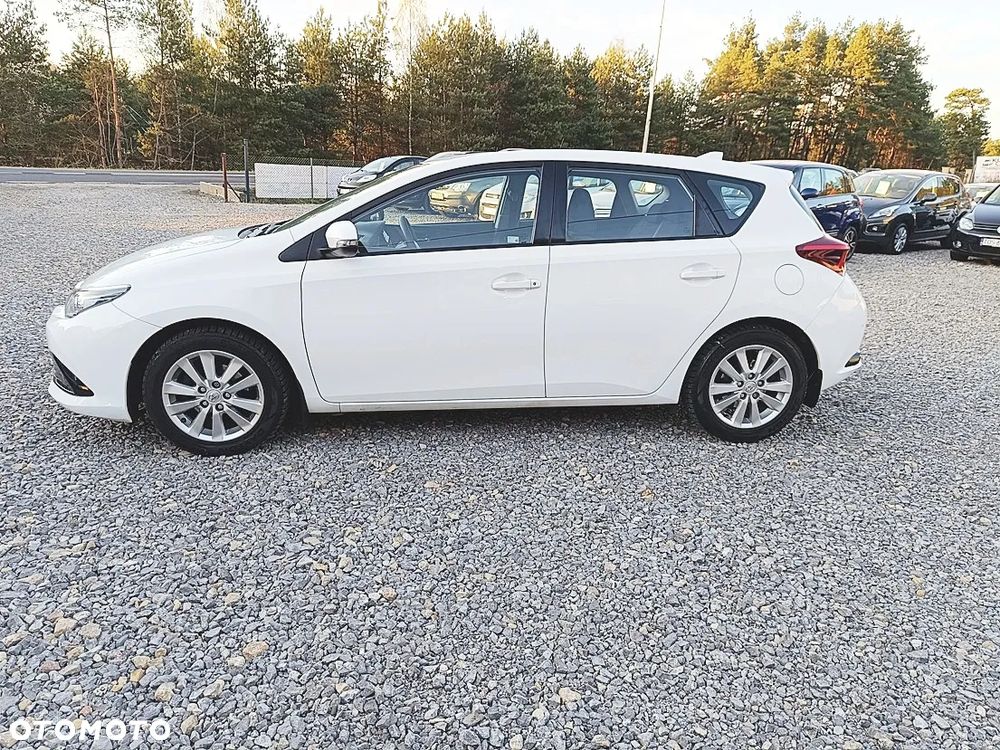Toyota Auris 1.33 VVT-i Active - 3