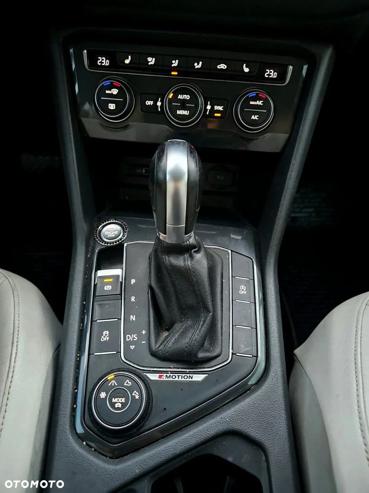 Volkswagen Tiguan Allspace 2.0 TSI 4Mot Comfortline DSG - 26