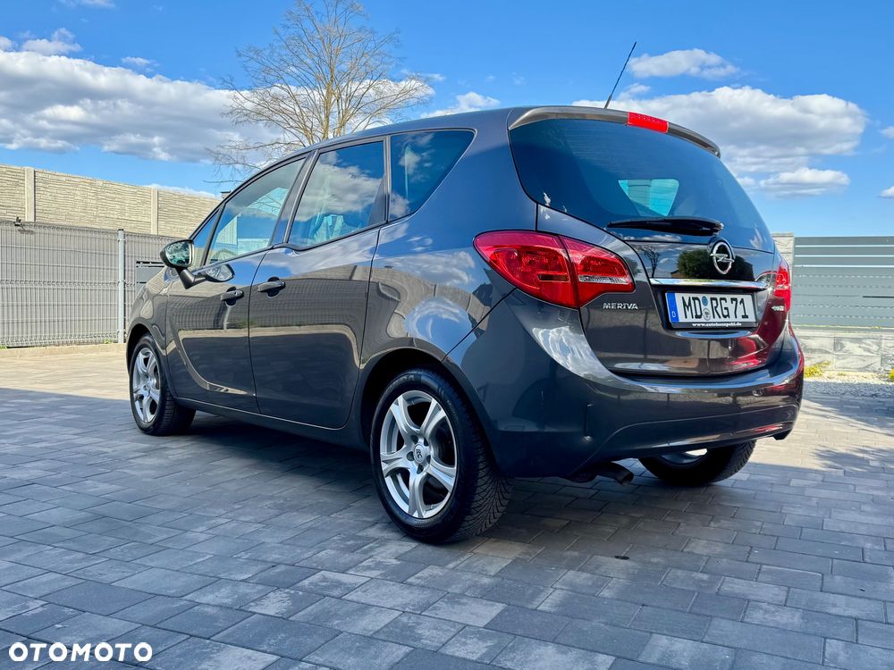 Opel Meriva - 11