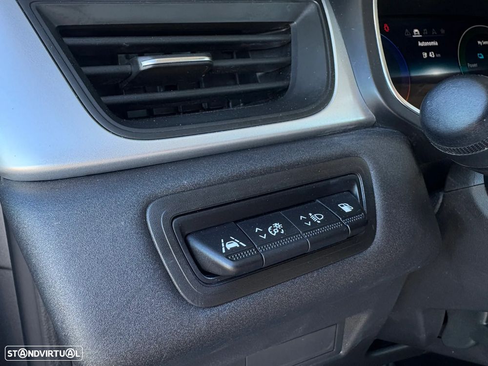 Renault Captur E-TECH 160 E-Tech engineered - 20
