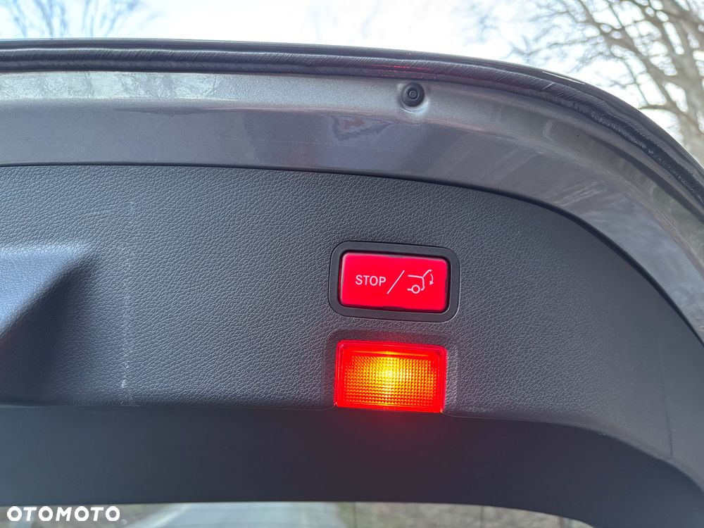 Mercedes-Benz CLA 180 7G-DCT UrbanStyle Edition - 9