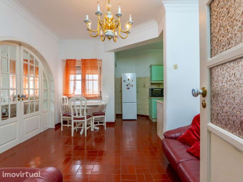 T2 com elevador na Graça - Grande imagem: 3/11