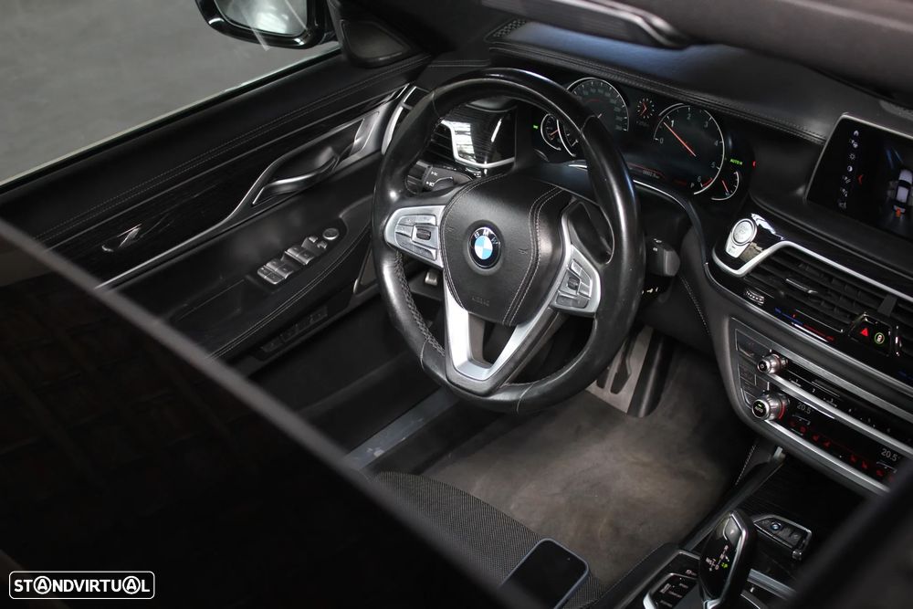 BMW 730 d xDrive Pack M - 24