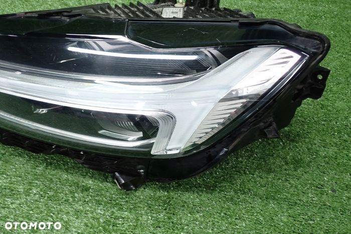 VOLVO XC60 II FULL LED 17- reflektor lewy lampa lewa - 2
