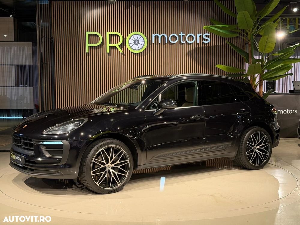 Porsche Macan - 33
