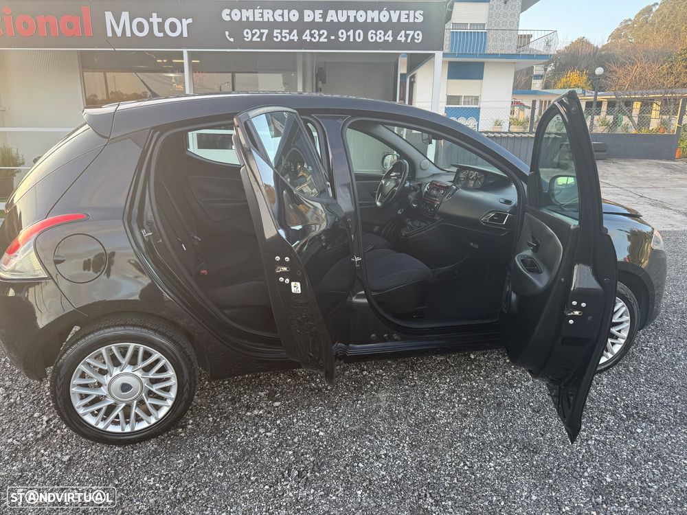 Lancia Ypsilon 1.3 M-jet S&S Gold - 16