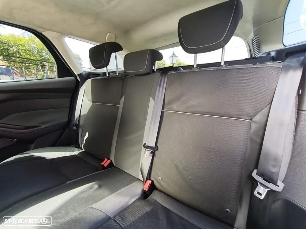 Ford Focus SW 1.6 TDCi Titanium - 13