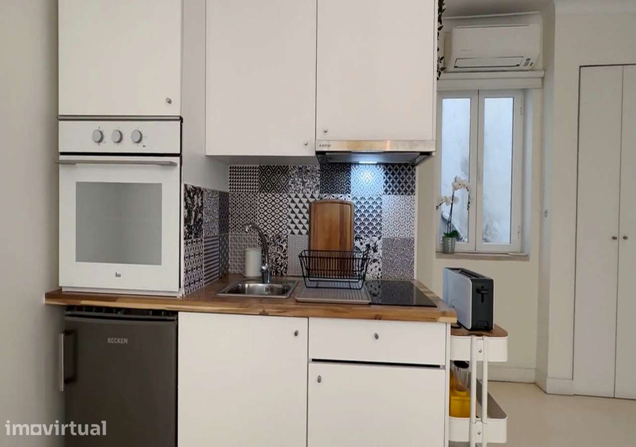 Apartamento T0 em Lisboa, com mobiliário incluído - Grande imagem: 4/21