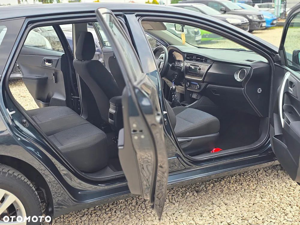 Toyota Auris 1.33 Dual-VVT-i Comfort - 13