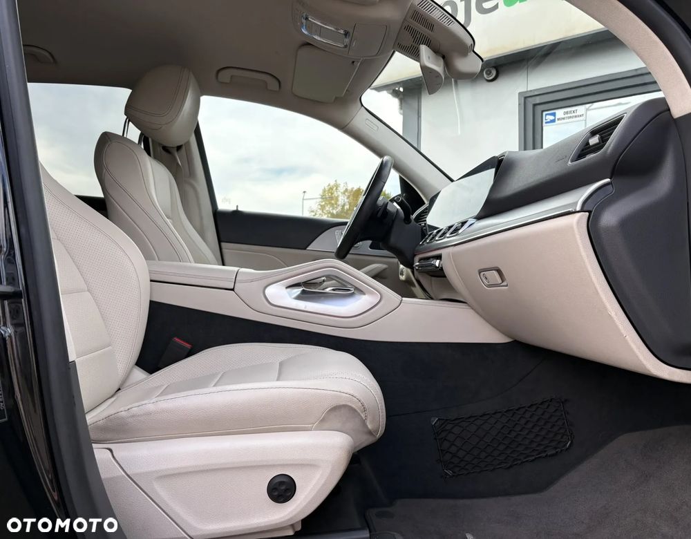 Mercedes-Benz GLE 300 d 4Matic 9G-TRONIC AMG Line - 30