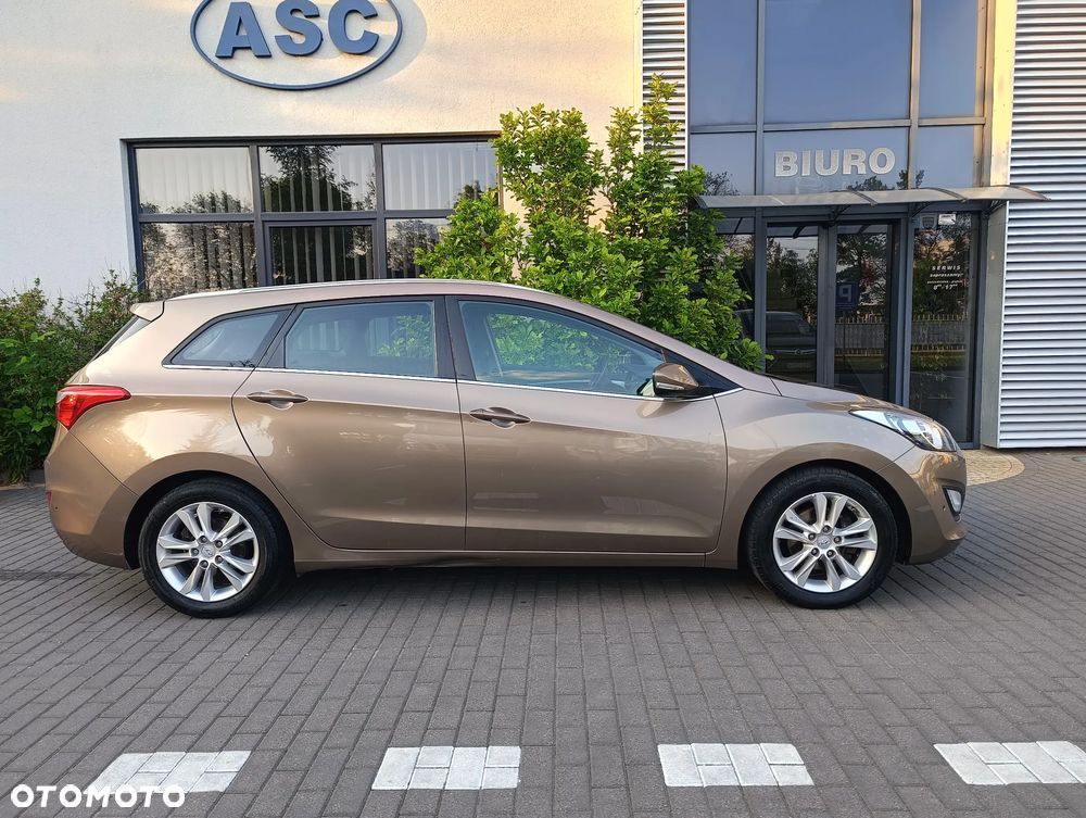 Hyundai i30 - 22