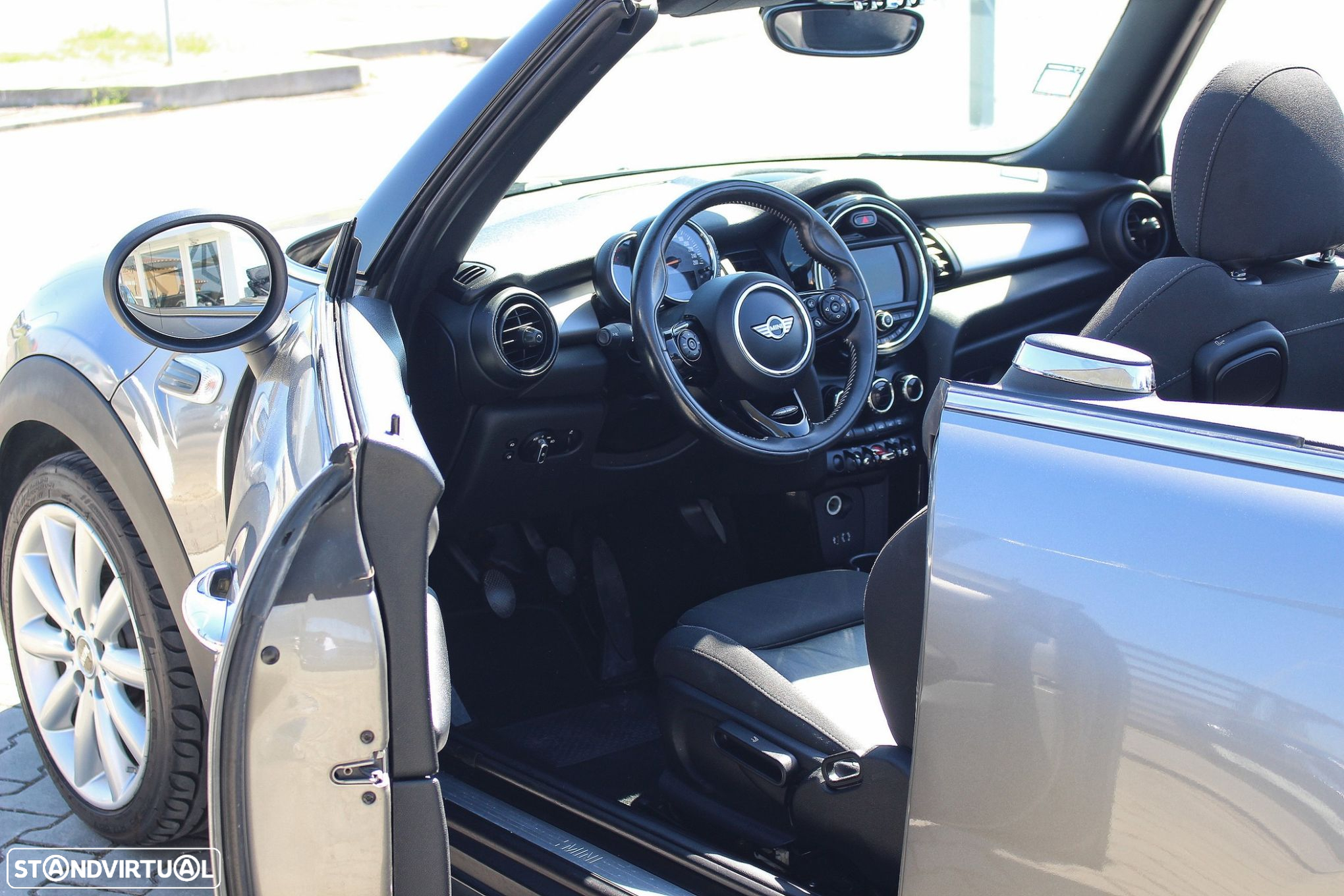 MINI Cabrio Cooper D - 25