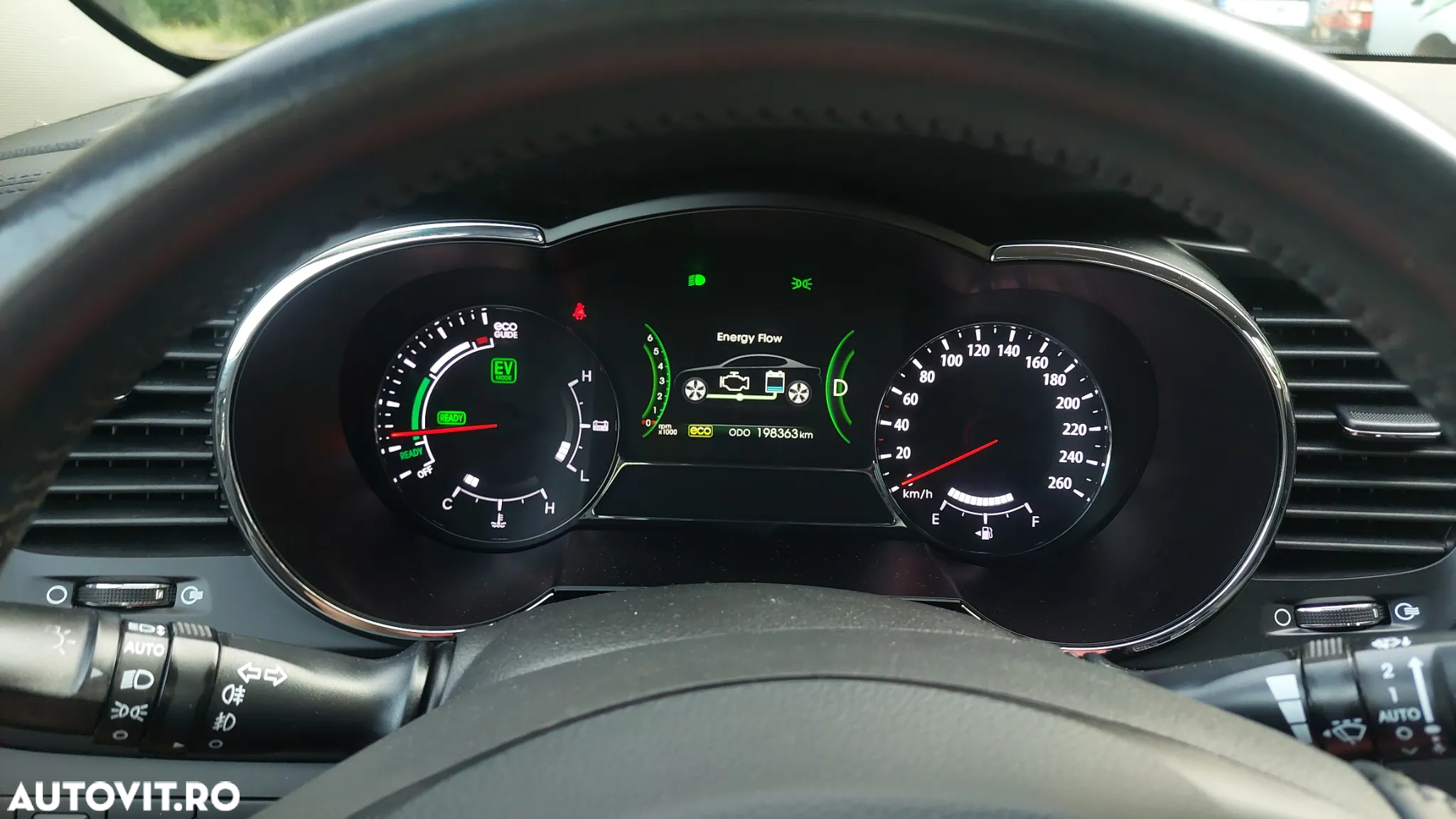 Kia Optima 2.0 CVVT Hybrid Attract - 18