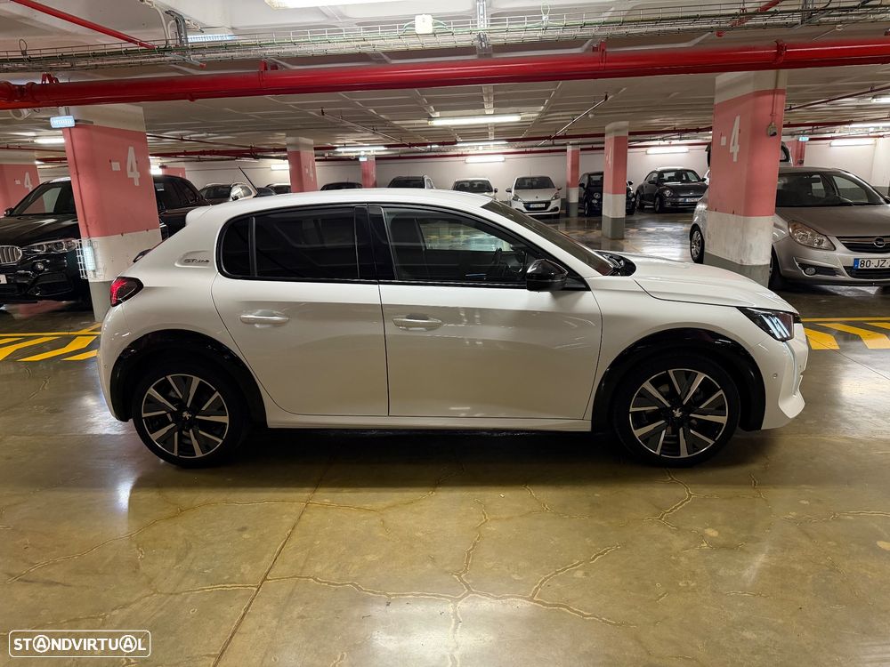 Peugeot 208 1.2 PureTech GT Line EAT8 - 4