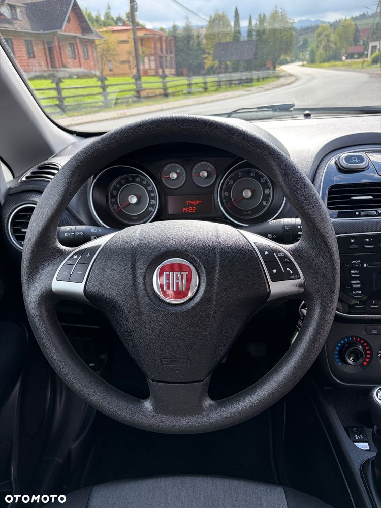 Fiat Punto 2012 1.2 8V Dynamic - 9