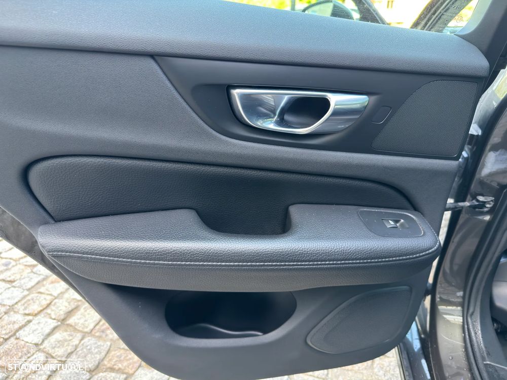 Volvo V60 2.0 T6 AWD TE Inscription Expression - 16