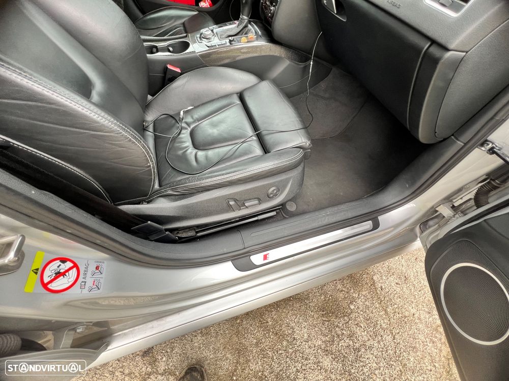 Audi S4 Avant 3.0 TFSi quattro S tronic - 10