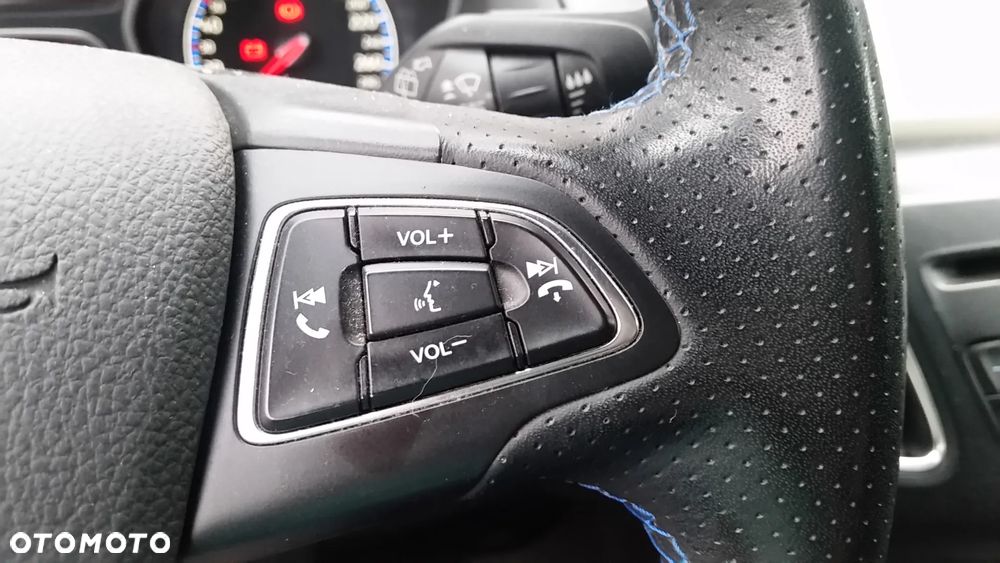 Ford Focus 2.3 EcoBoost S&S Allrad RS - 16