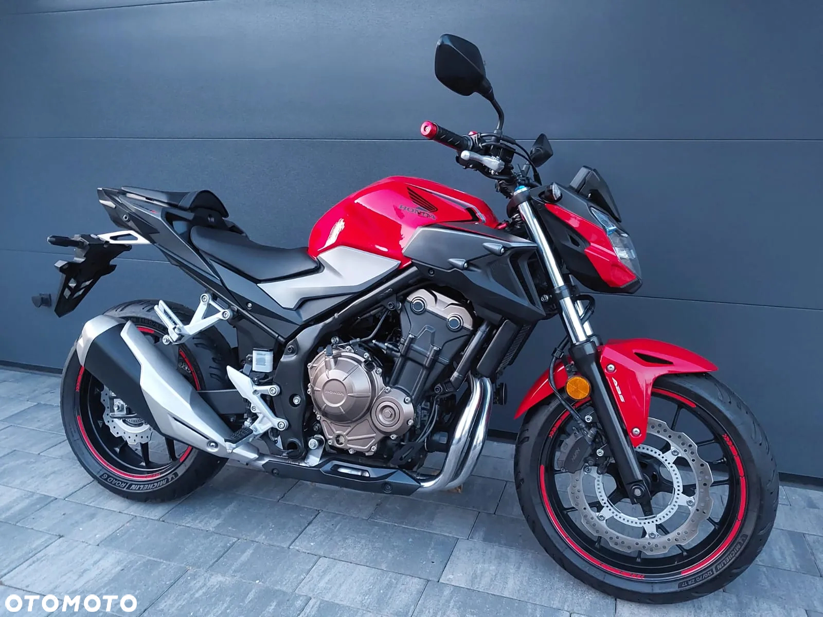 Honda CB - 4