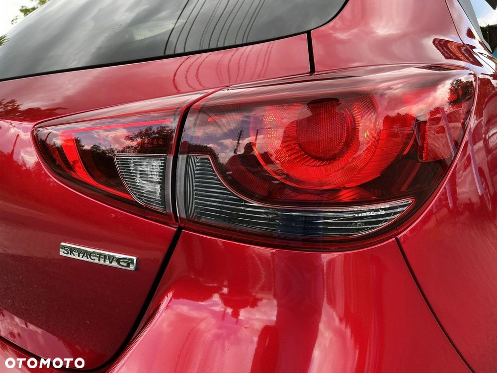 Mazda 2 - 15