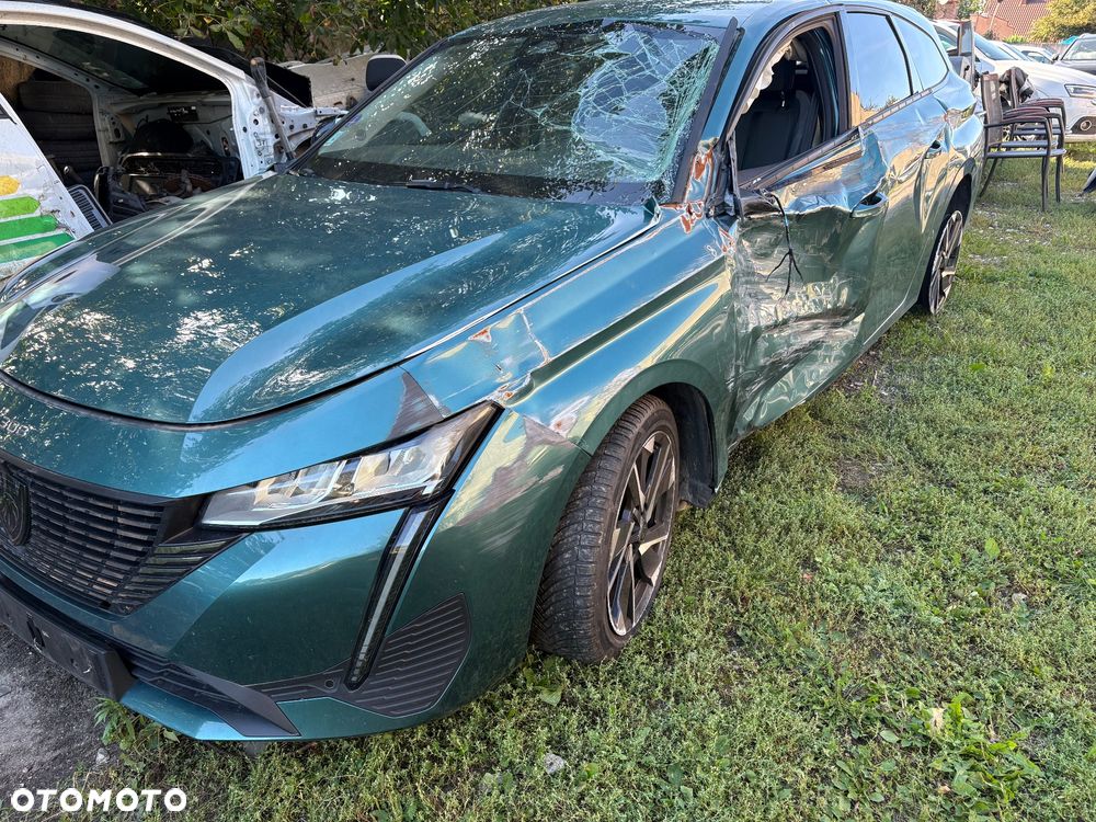 Peugeot 308 1.2 PureTech Allure S&S EAT8 - 4