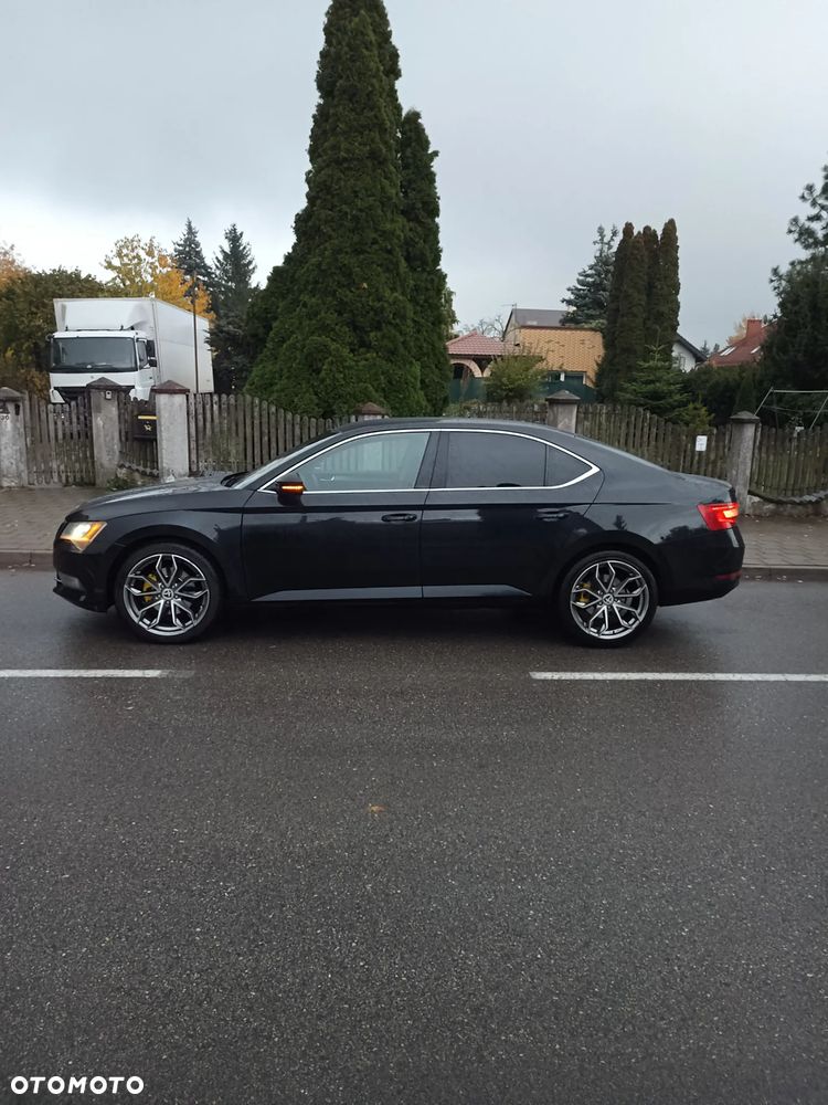 Skoda Superb 1.6 TDI Style - 12