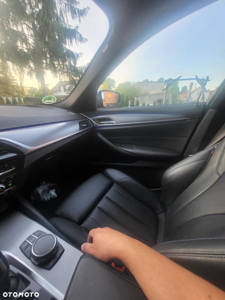 BMW Seria 5 530i M Sport Edition - 12