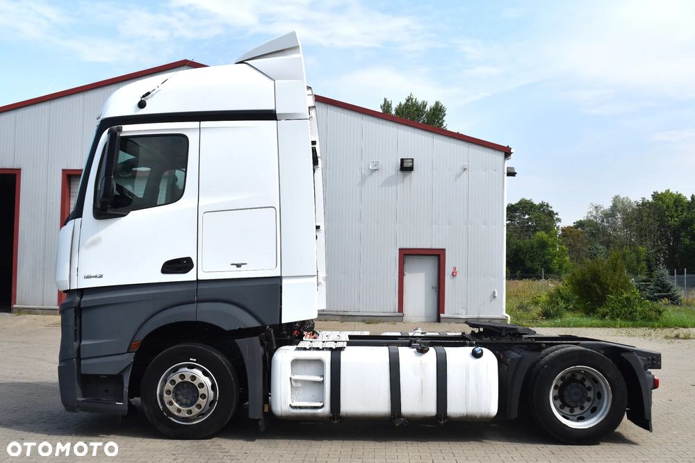 Mercedes-Benz Actros 1842 - 4