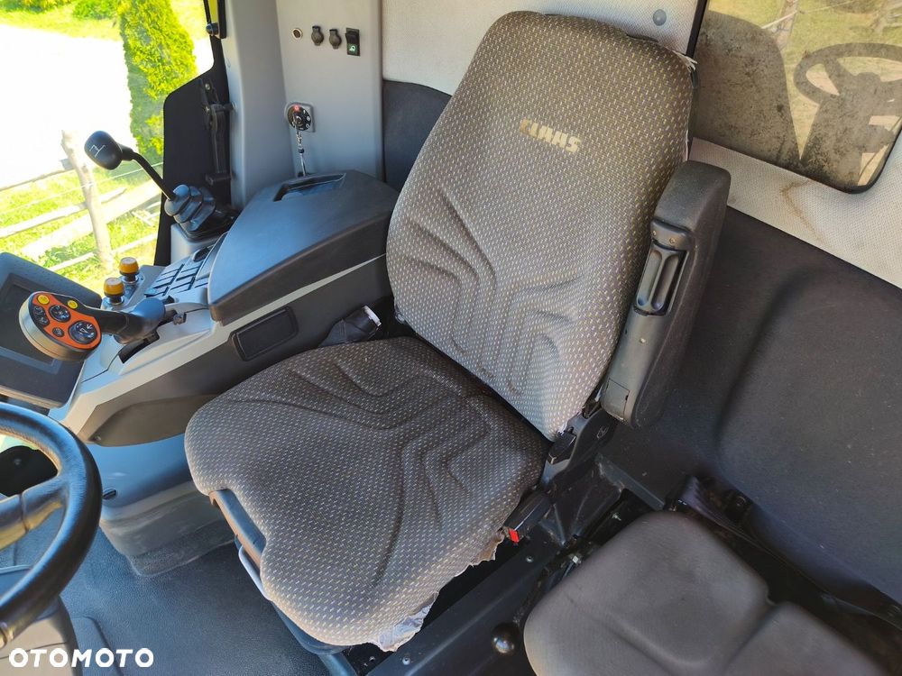 Claas Tucano 832 - 19