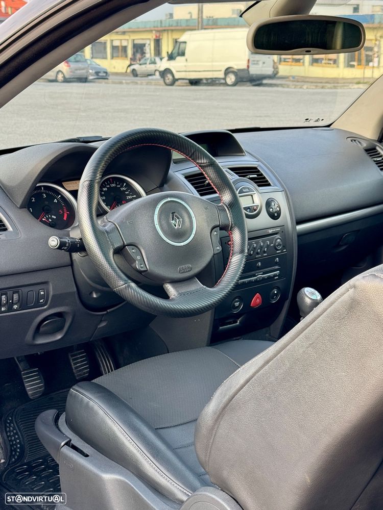 Renault Mégane CC - 11