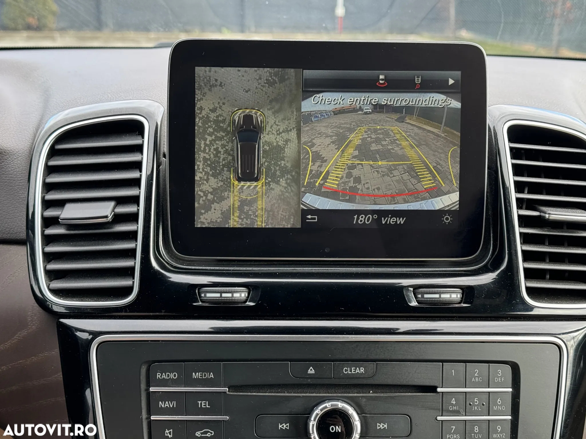 Mercedes-Benz GLE 350 d 4MATIC - 11