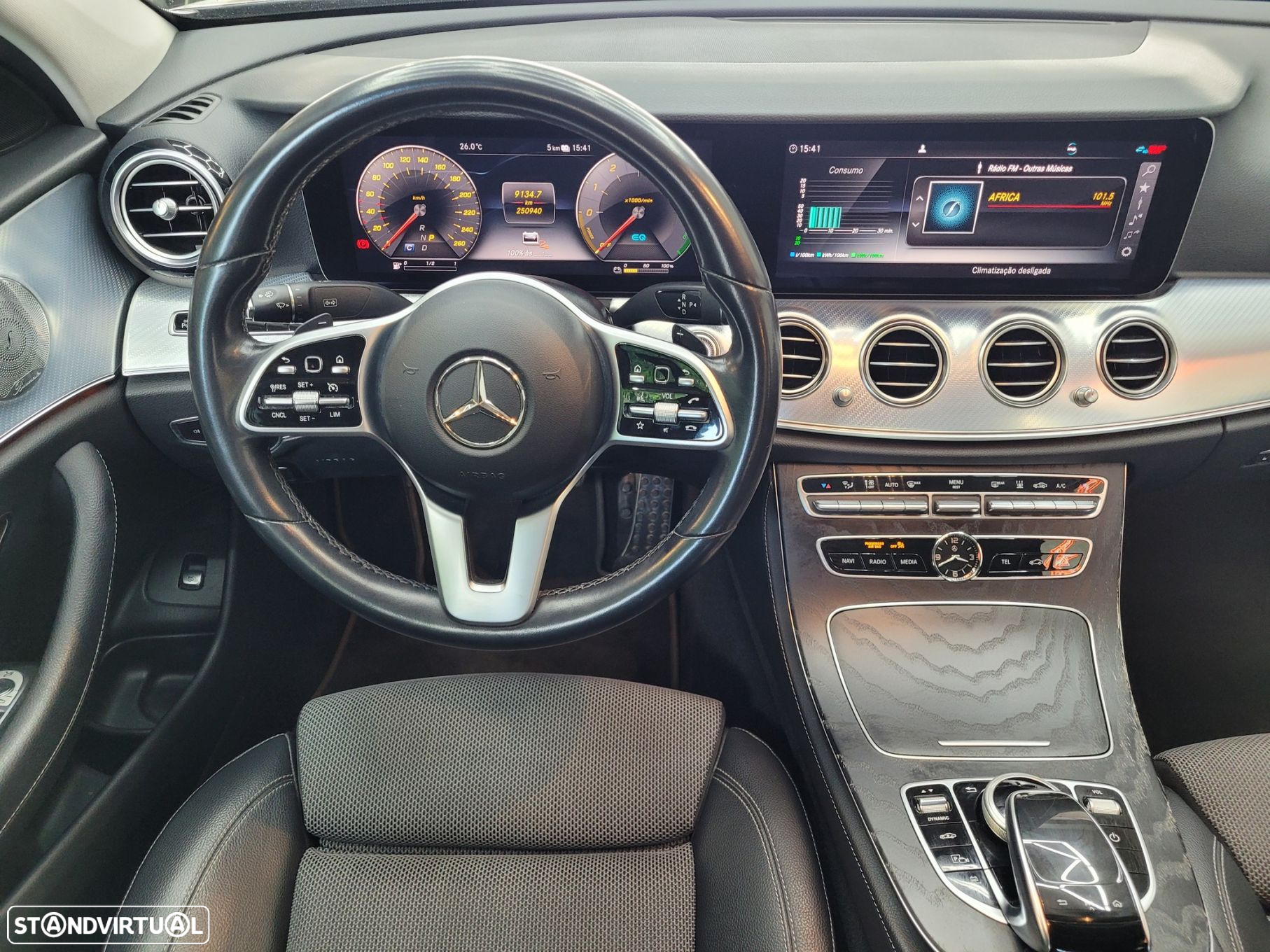 Mercedes-Benz E 300 de Avantgarde - 21