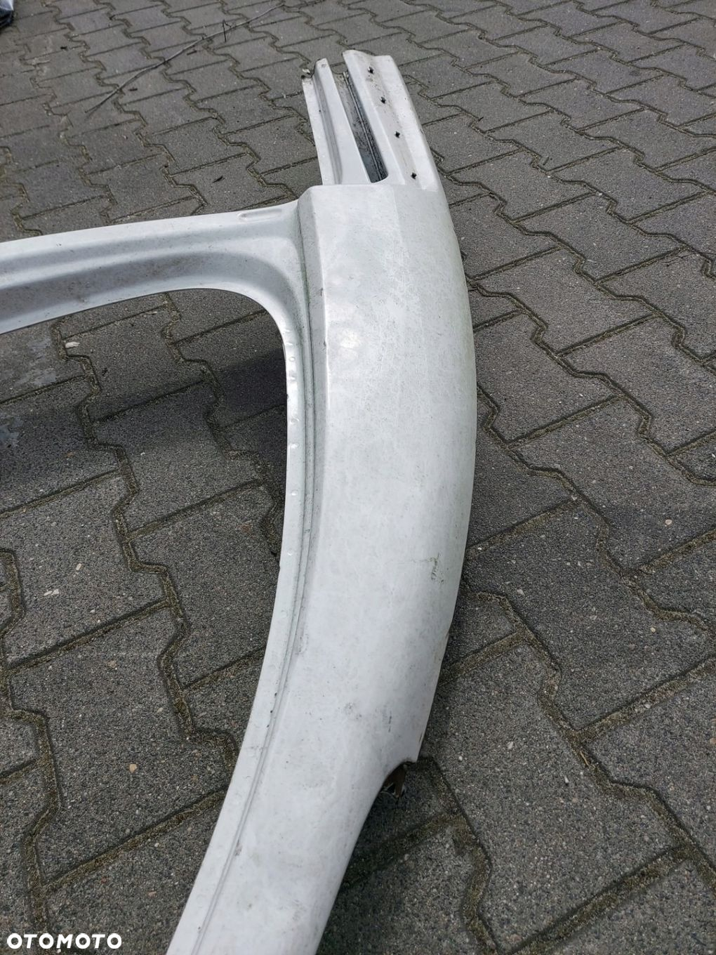 POSZYCIE SŁUPEK PRAWY PRZÓD VW CADDY III 2K5 - 3