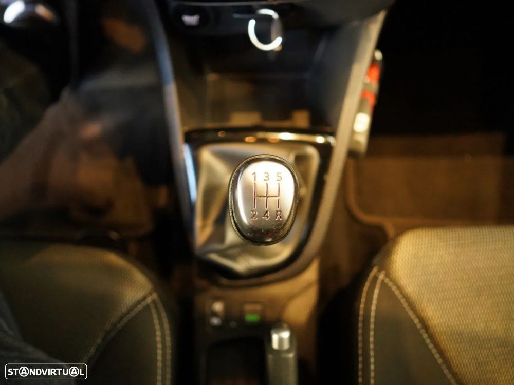 Renault Clio Sport Tourer - 18