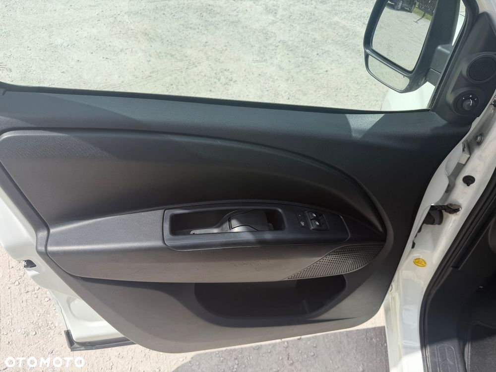 Opel Combo 1,6 CDTI - 14