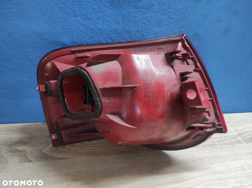 LAMPA TYŁ PRAWY TYLNA PRAWA VW PASSAT B6 KOMBI 3C9 LEDY OK OE SPRAWNE WYSYŁKA !!!!! - 3