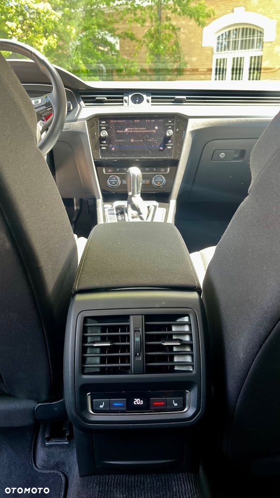 Volkswagen Arteon 2.0 TSI Essence DSG - 8